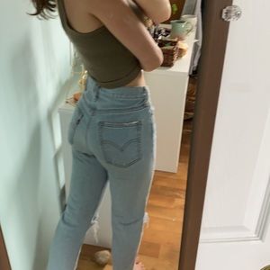 straight leg ripped levi’s jeans